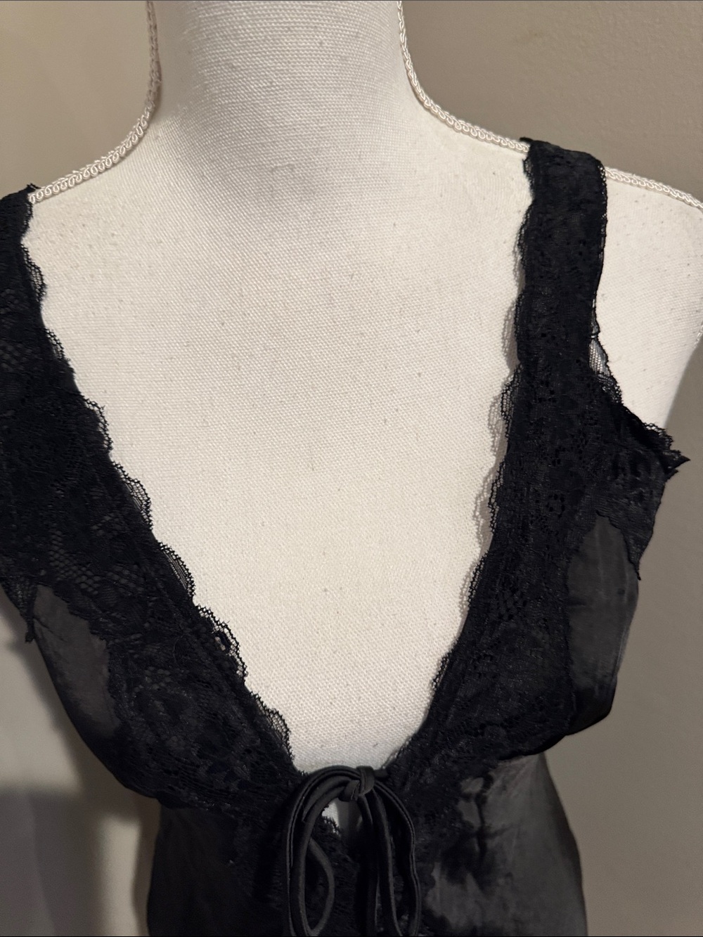 Princess Polly. NWT Walta Sleeveless Mini Slip Lace Dress - Picture 12 of 15